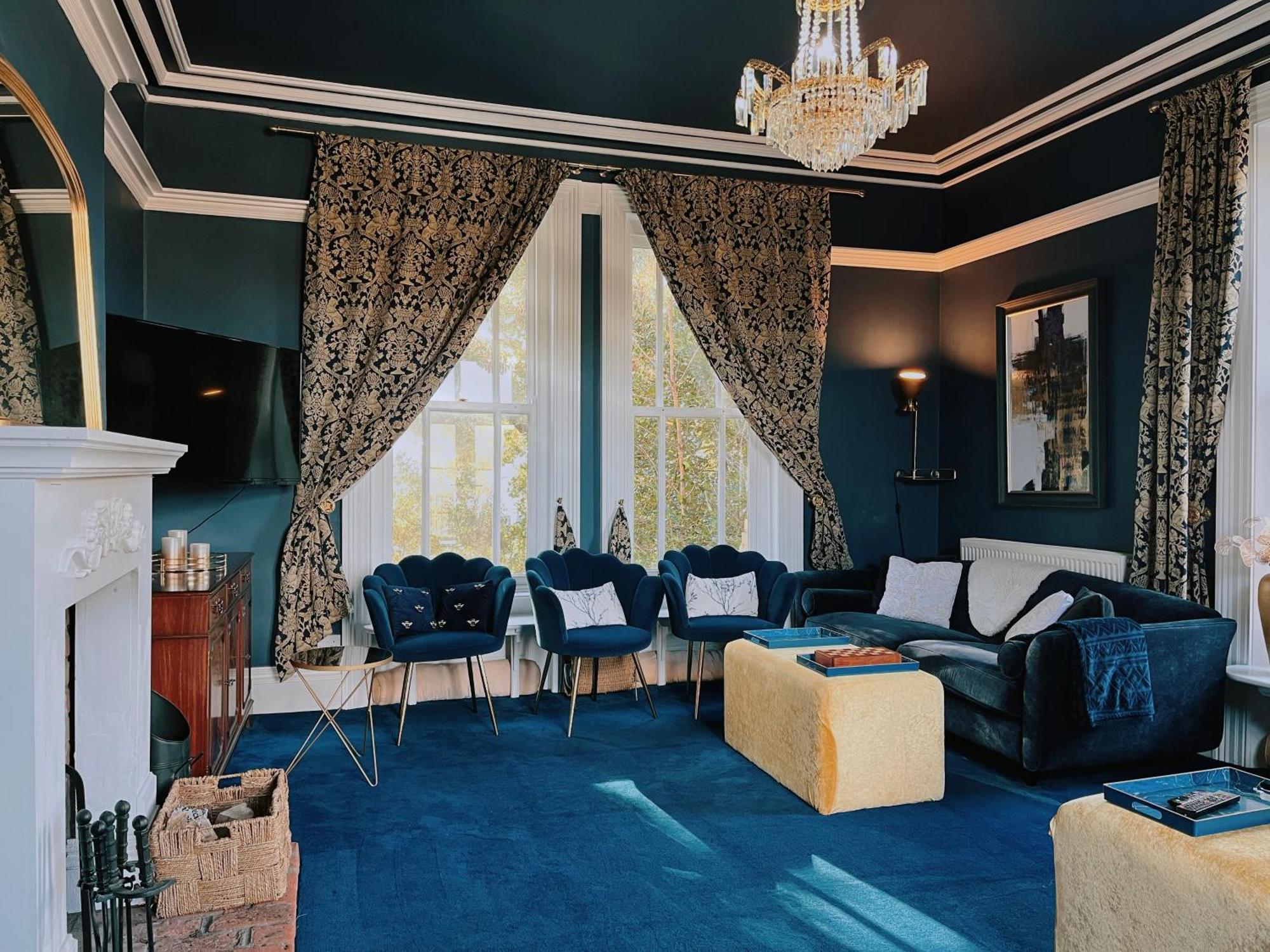 Exquisite 9 bed Villa hot tub, gym, cinema&more Barnstaple Esterno foto