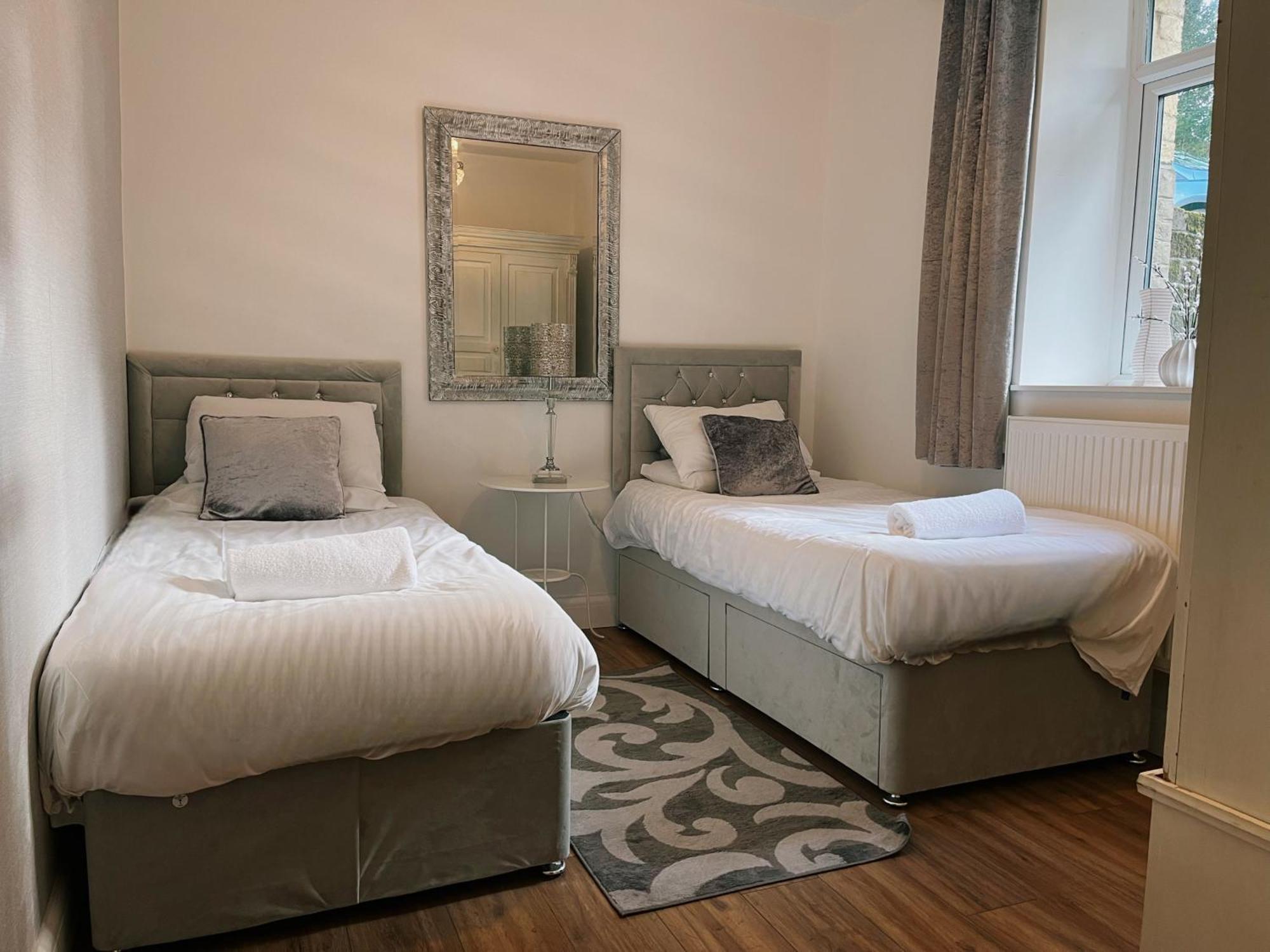 Exquisite 9 bed Villa hot tub, gym, cinema&more Barnstaple Esterno foto