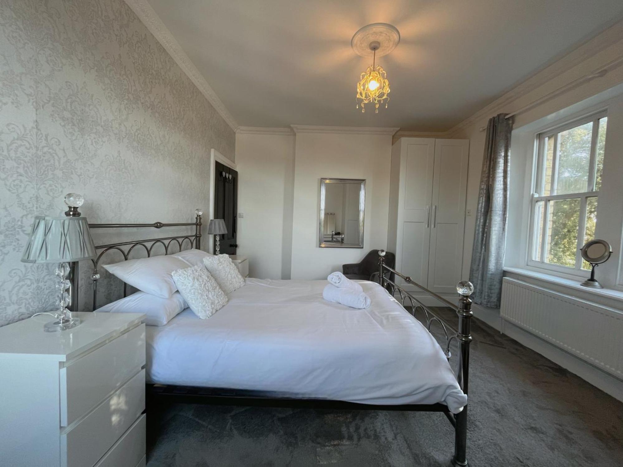 Exquisite 9 bed Villa hot tub, gym, cinema&more Barnstaple Esterno foto